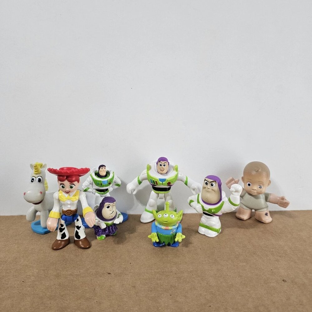 Toy Story Buzz Lightyear 8 Action Figures Buzz Jessie Alien Big Baby Buttercup